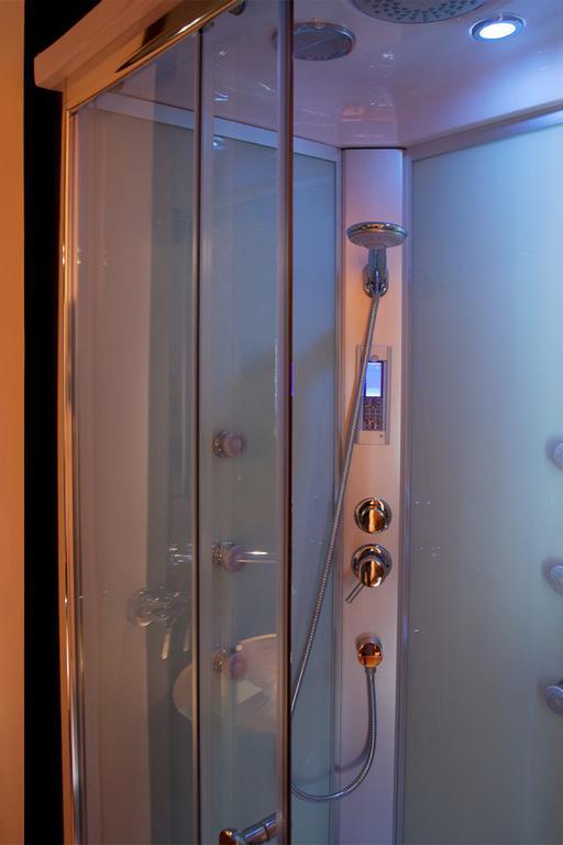 Locus Amoenus Luxury Rooms Terlizzi Ruang foto